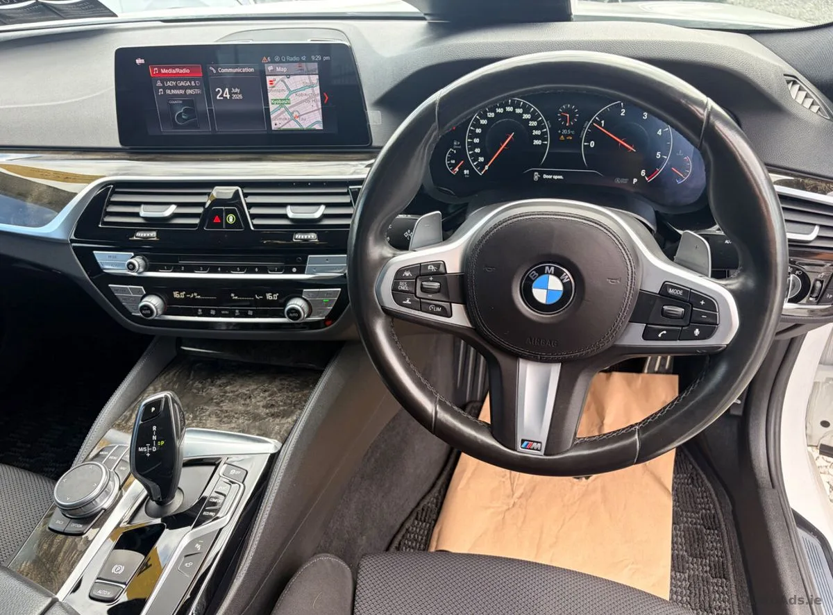 2019 BMW 5-Series – photo 18