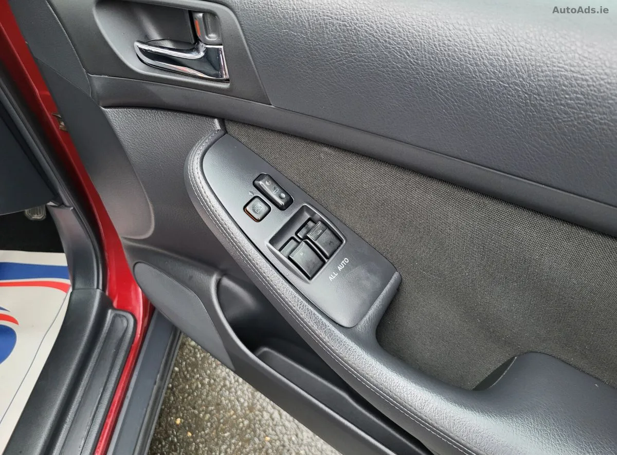 2006 Toyota Avensis – photo 15