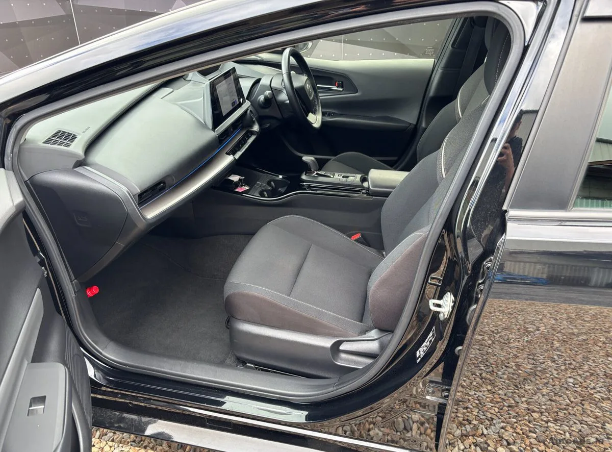 2023 Toyota Prius – photo 13
