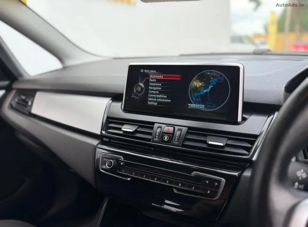 2016 BMW 218d – photo 11
