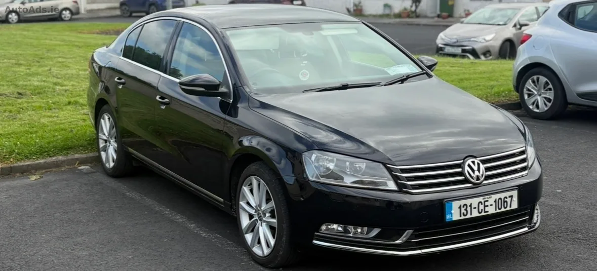 2013 Volkswagen Passat – photo 1