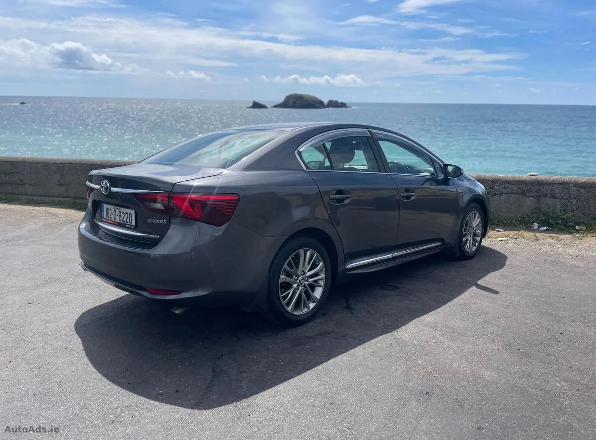 2016 Toyota Avensis – photo 4
