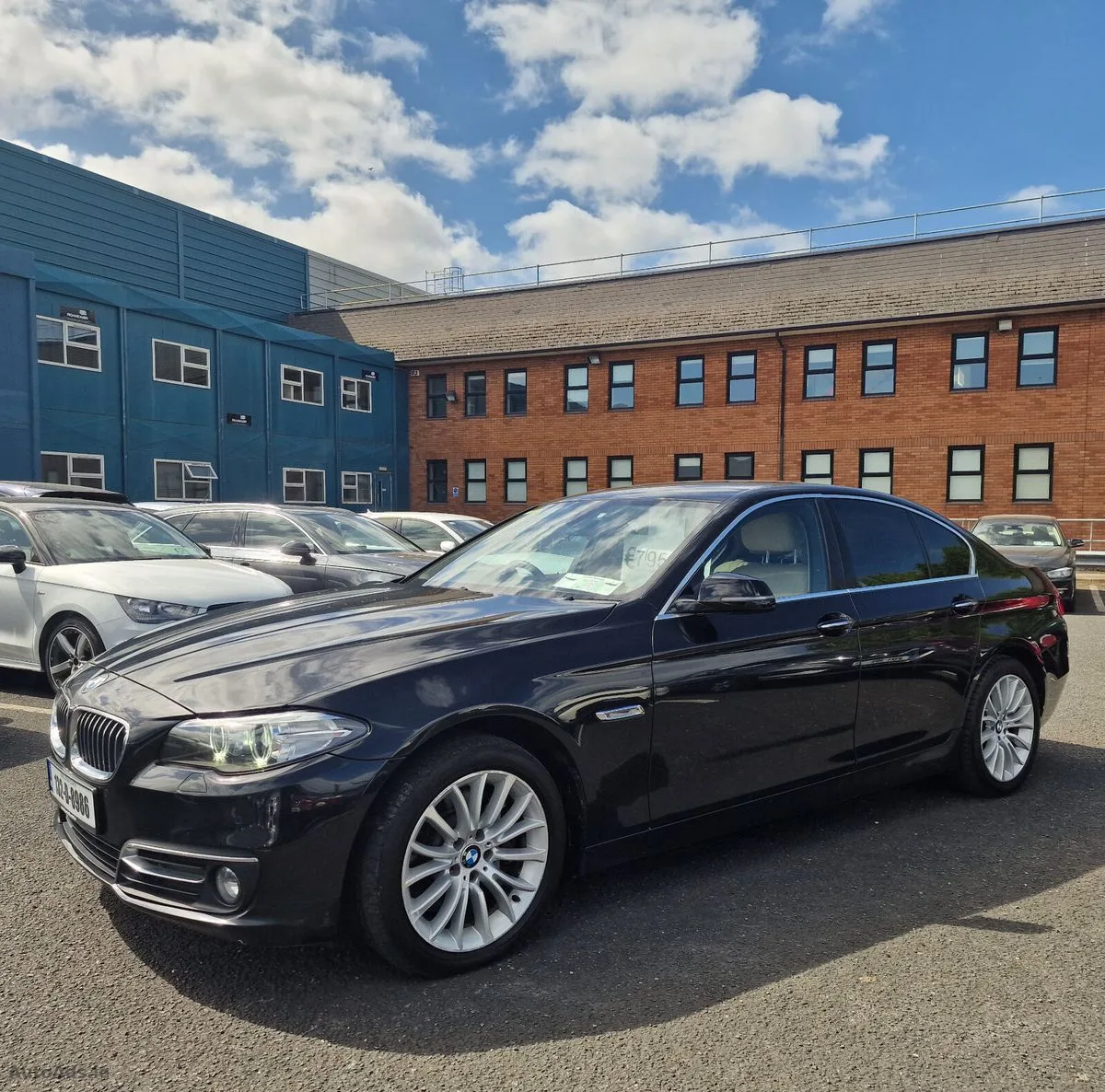 2013 BMW 5-Series – photo 2