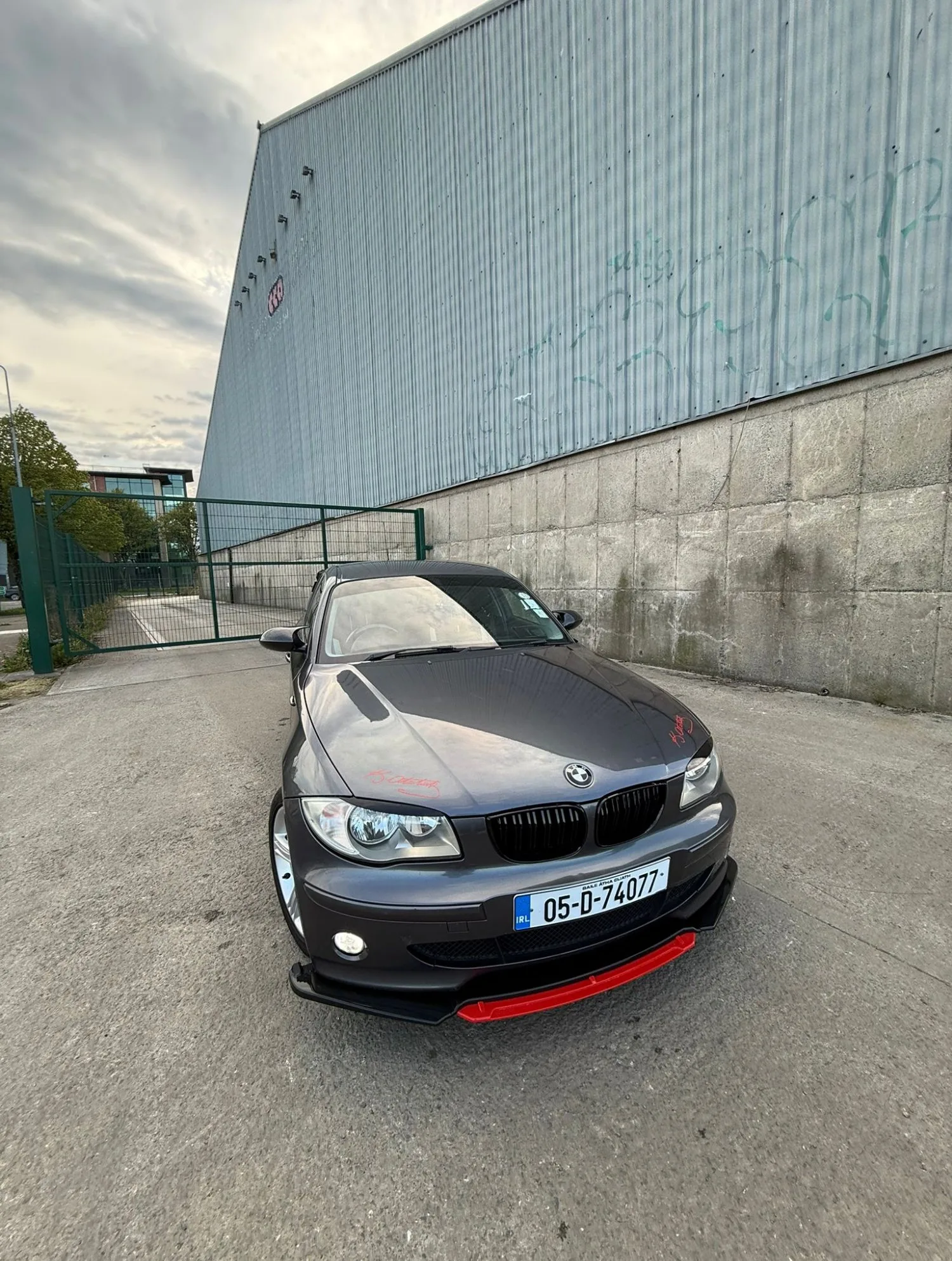 2005 BMW 1 Series – photo 1