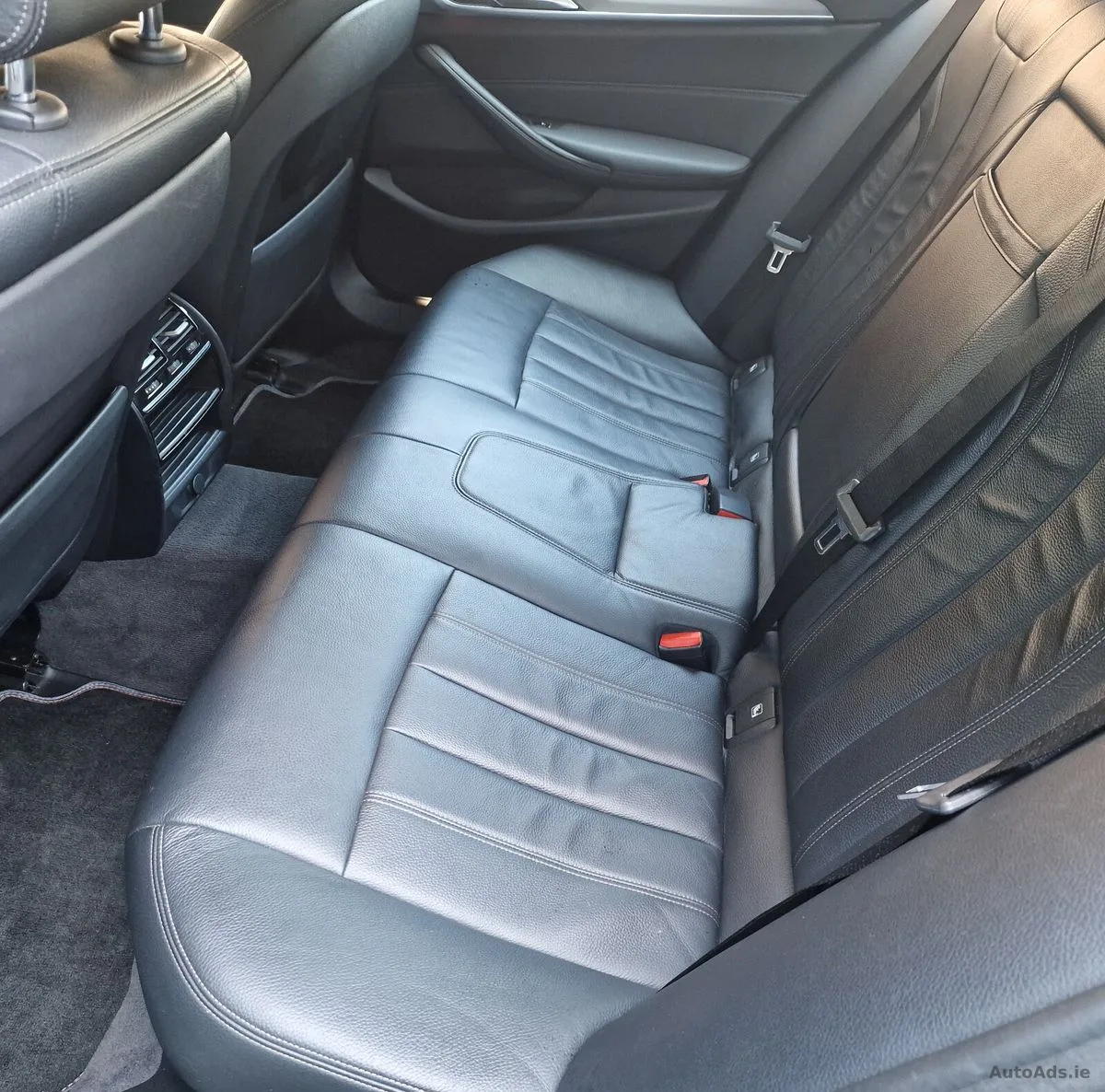 2019 BMW 5-Series – photo 11