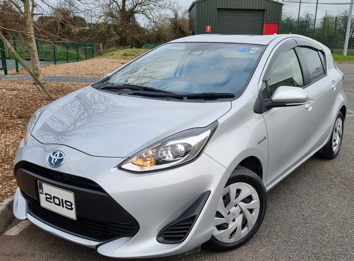 2019 Toyota Aqua – photo 12