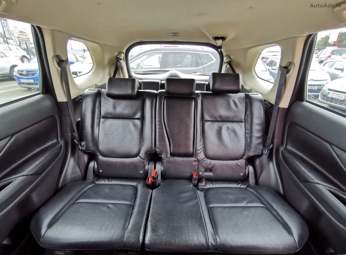 2016 Mitsubishi Outlander – photo 16