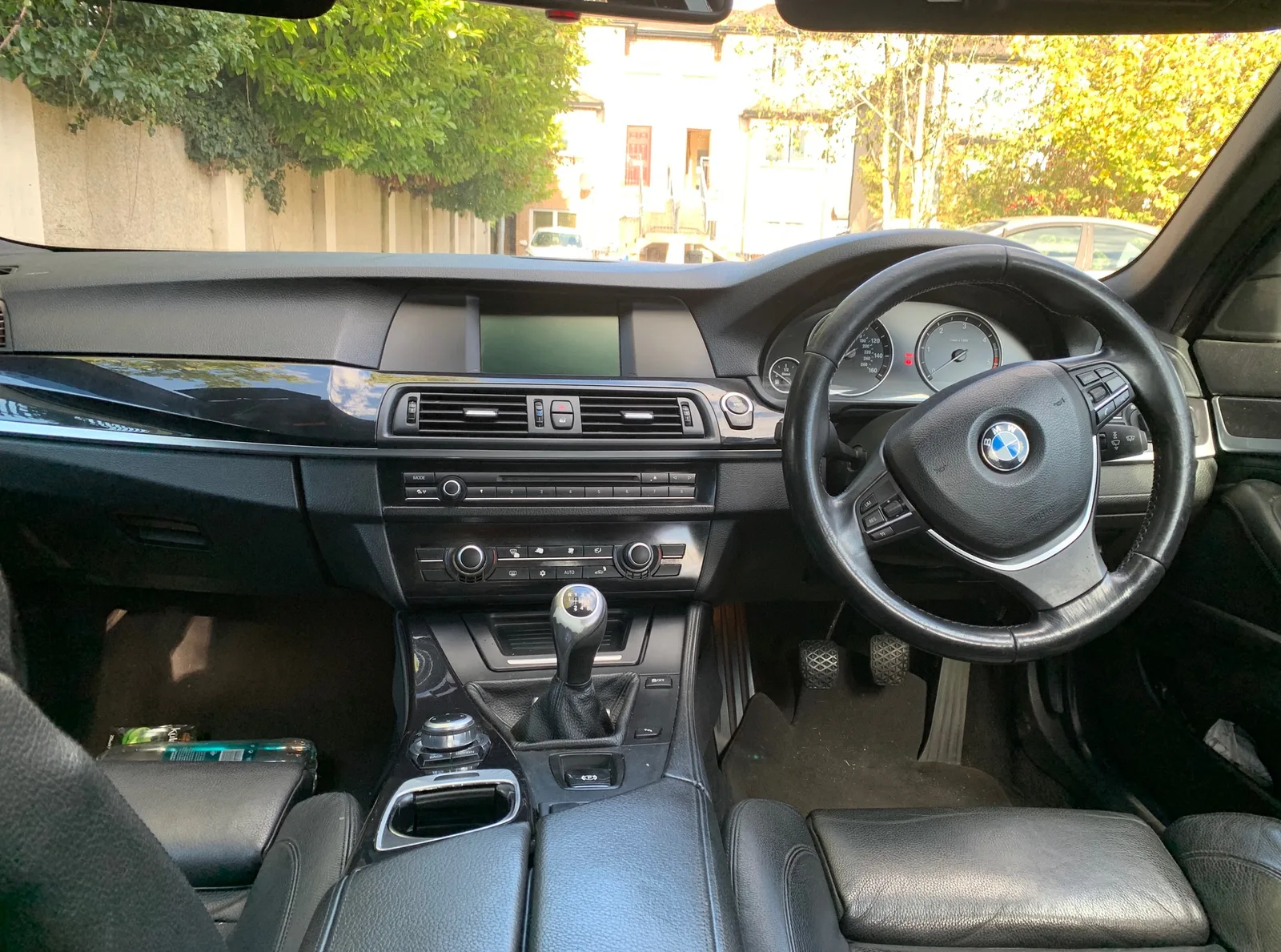 2010 BMW 5 Series – photo 3