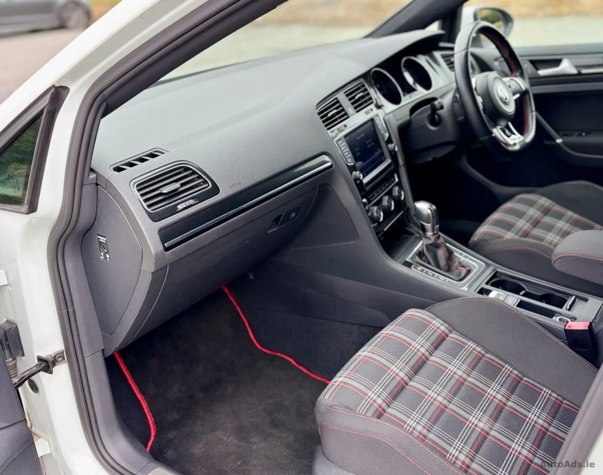 2013 Volkswagen Golf – photo 7