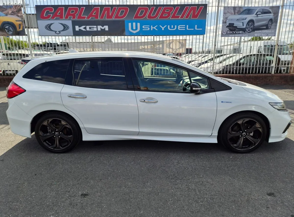 2018 Honda Jade – photo 2
