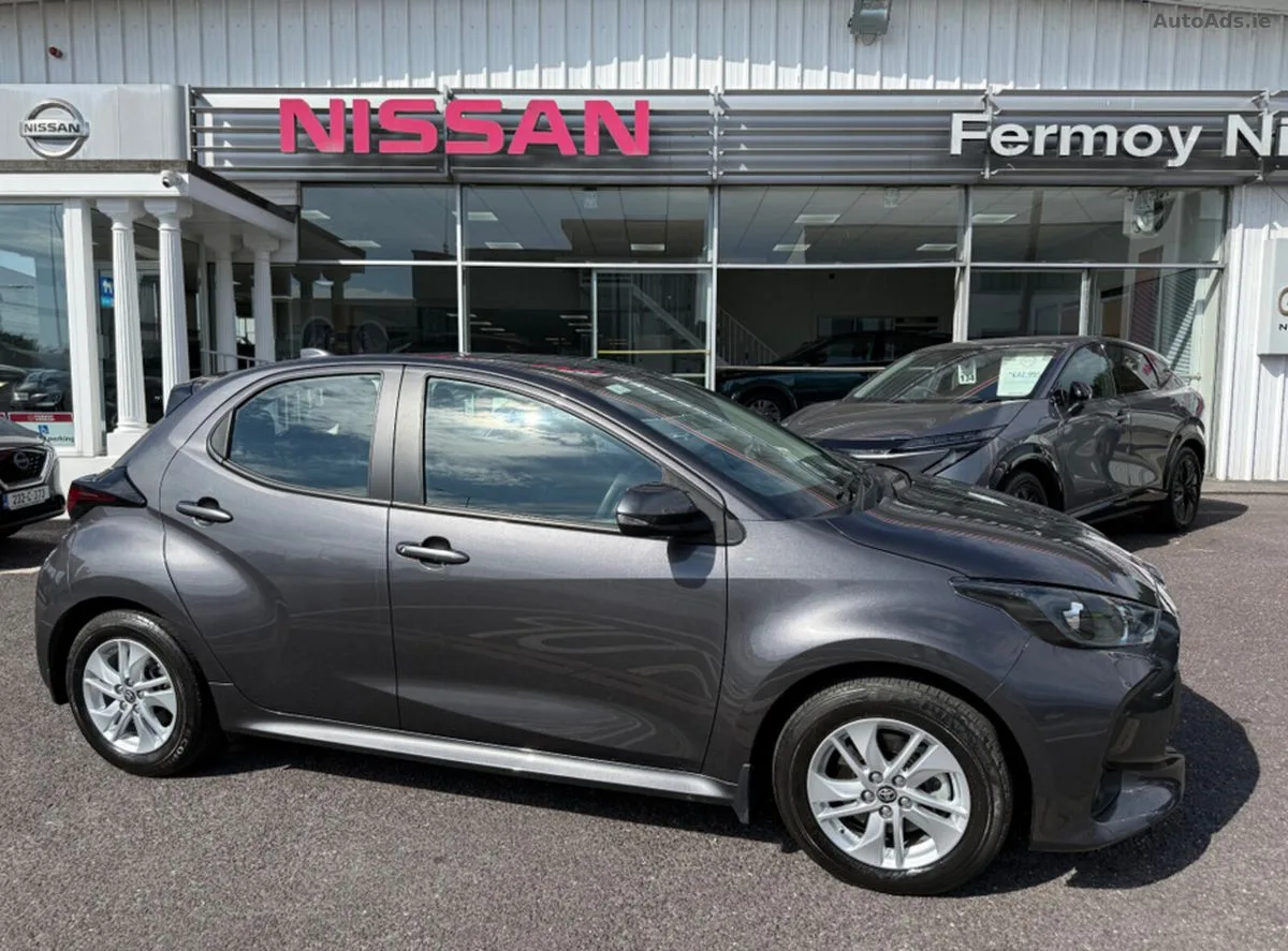 2023 Toyota Yaris – photo 3