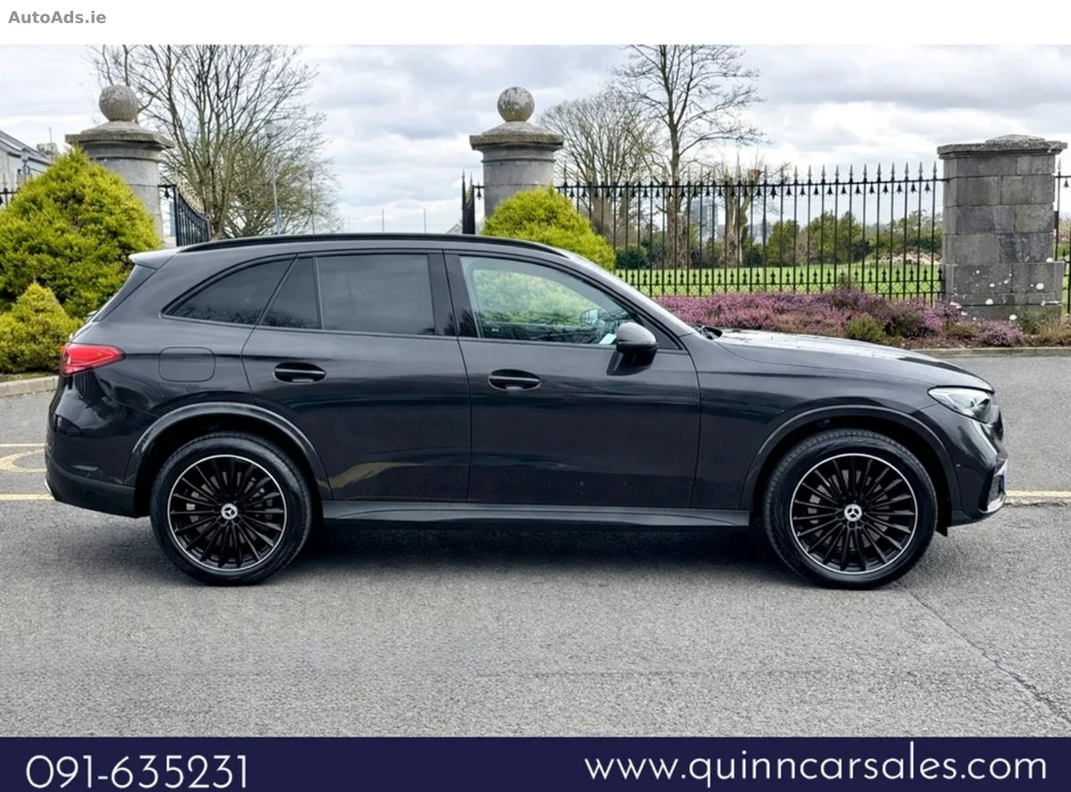 2026 Mercedes-Benz GLC – photo 2