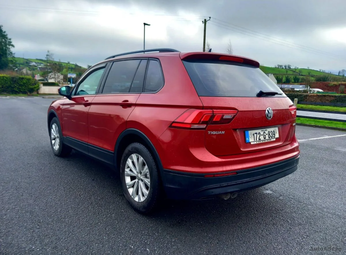 2017 Volkswagen Tiguan – photo 2