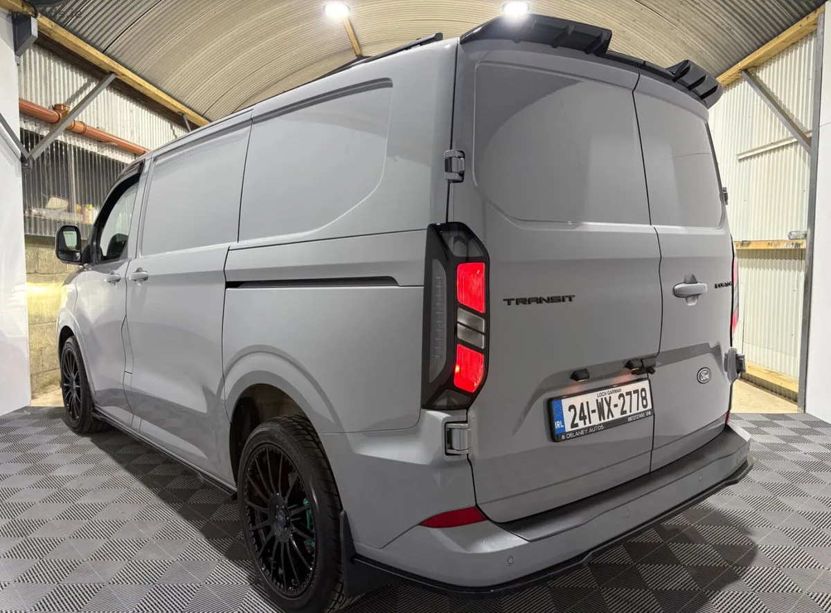 2024 Ford Transit Custom – photo 13