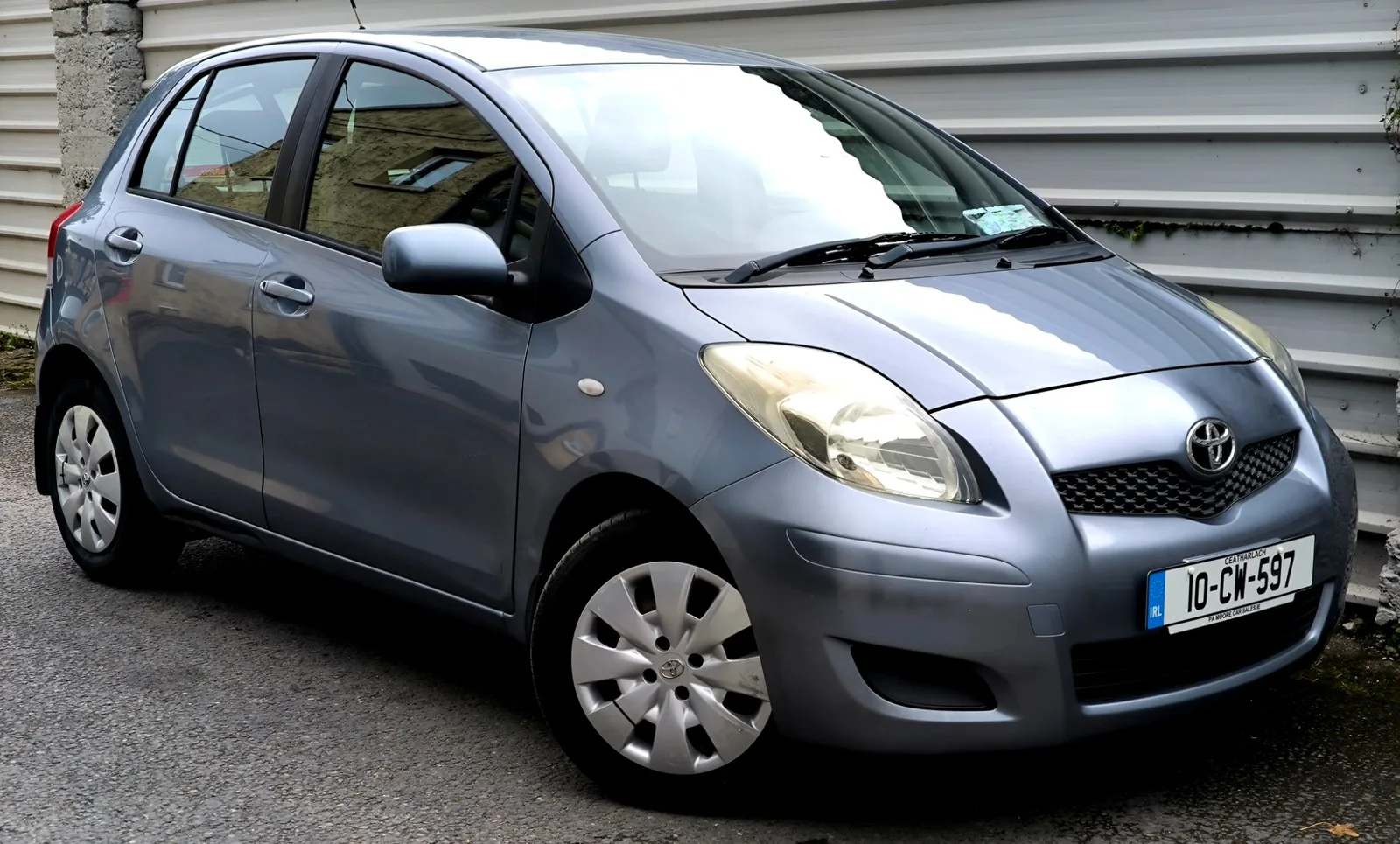 2010 Toyota Yaris – photo 4