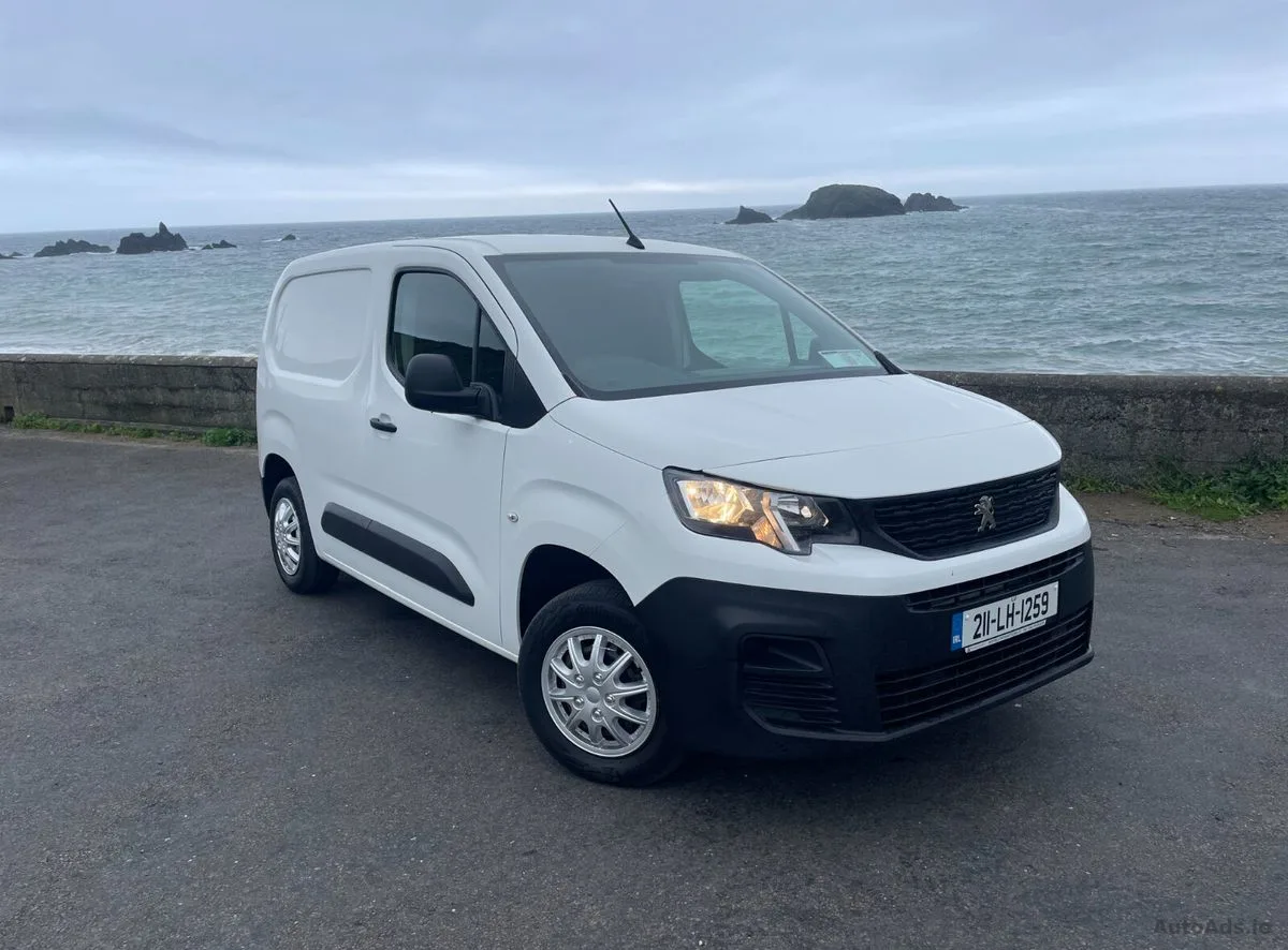 2021 Peugeot Partner