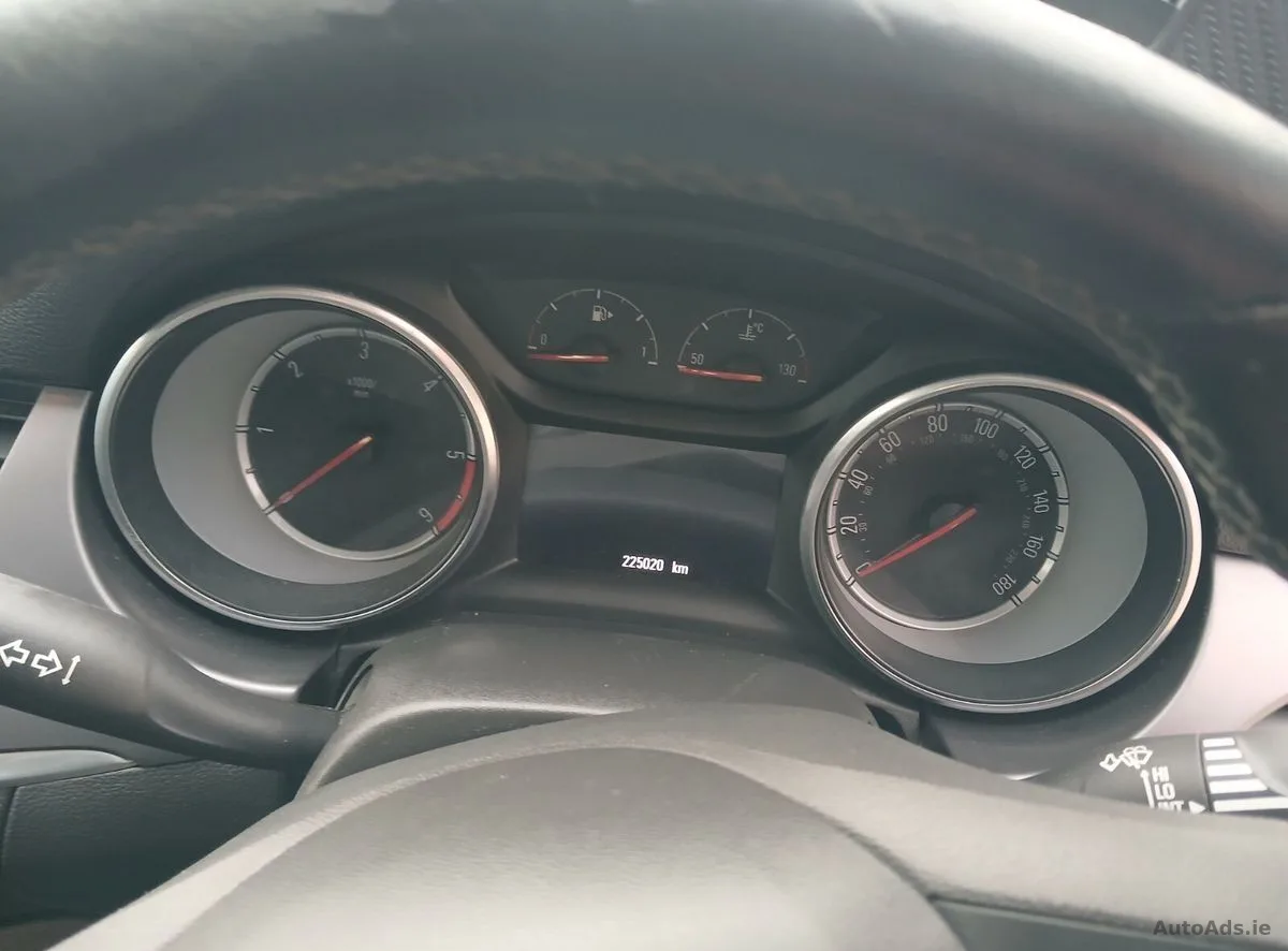 2016 Vauxhall Astra – photo 16