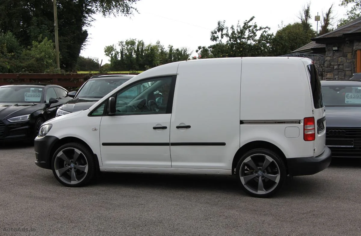2013 Volkswagen Caddy – photo 16