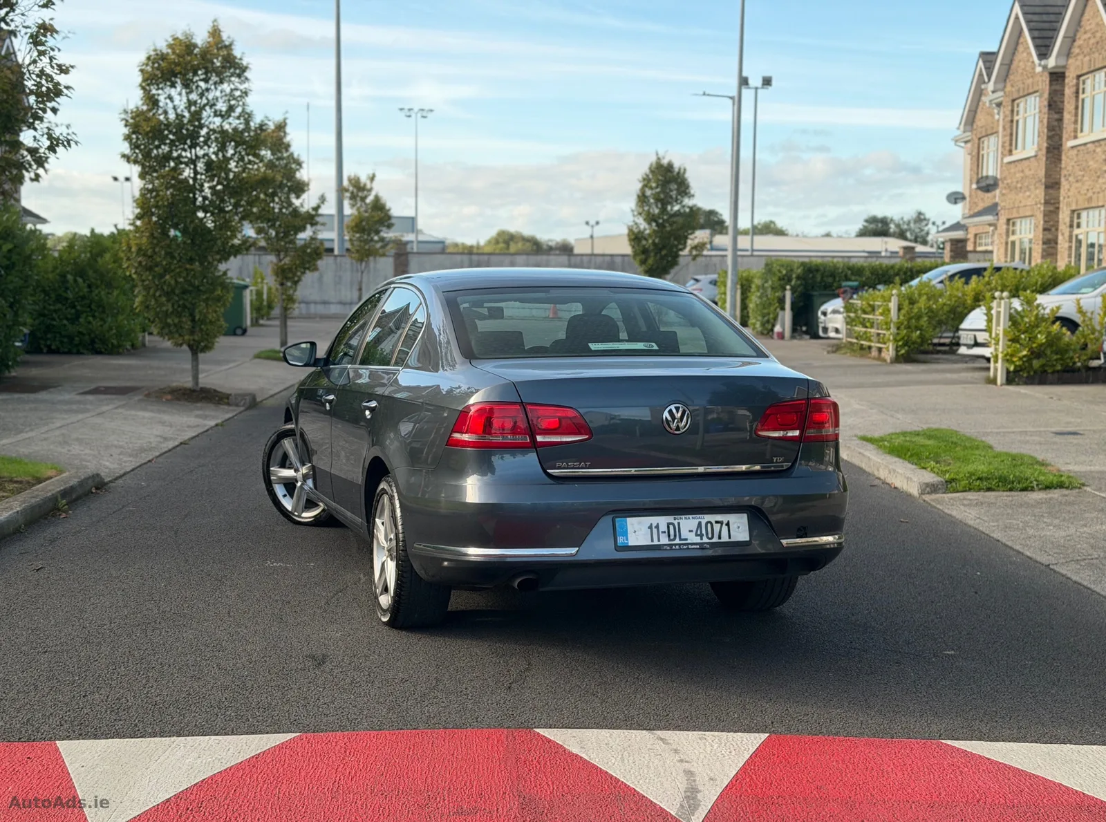 2011 Volkswagen Passat – photo 3