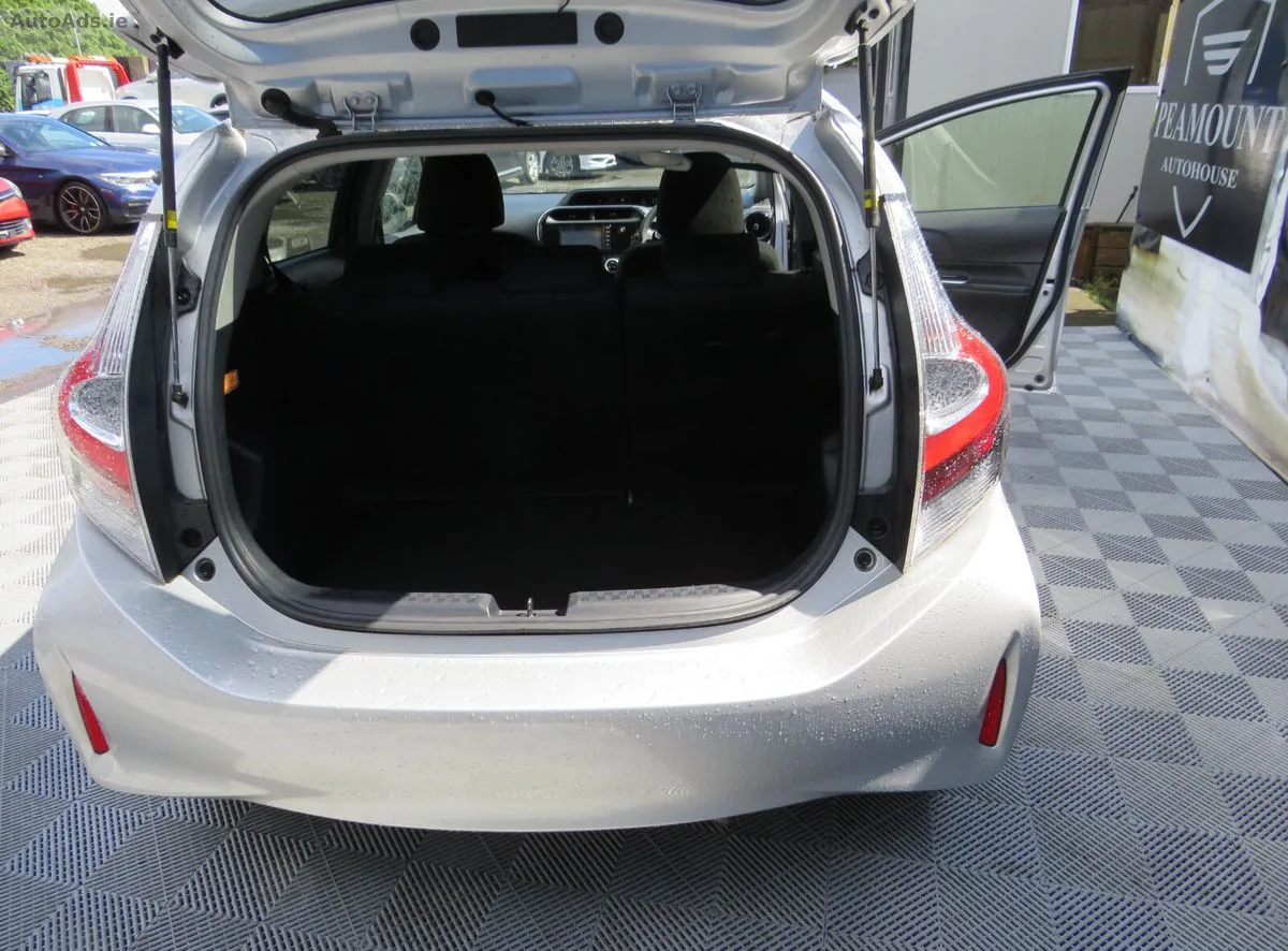 2020 Toyota Aqua – photo 9