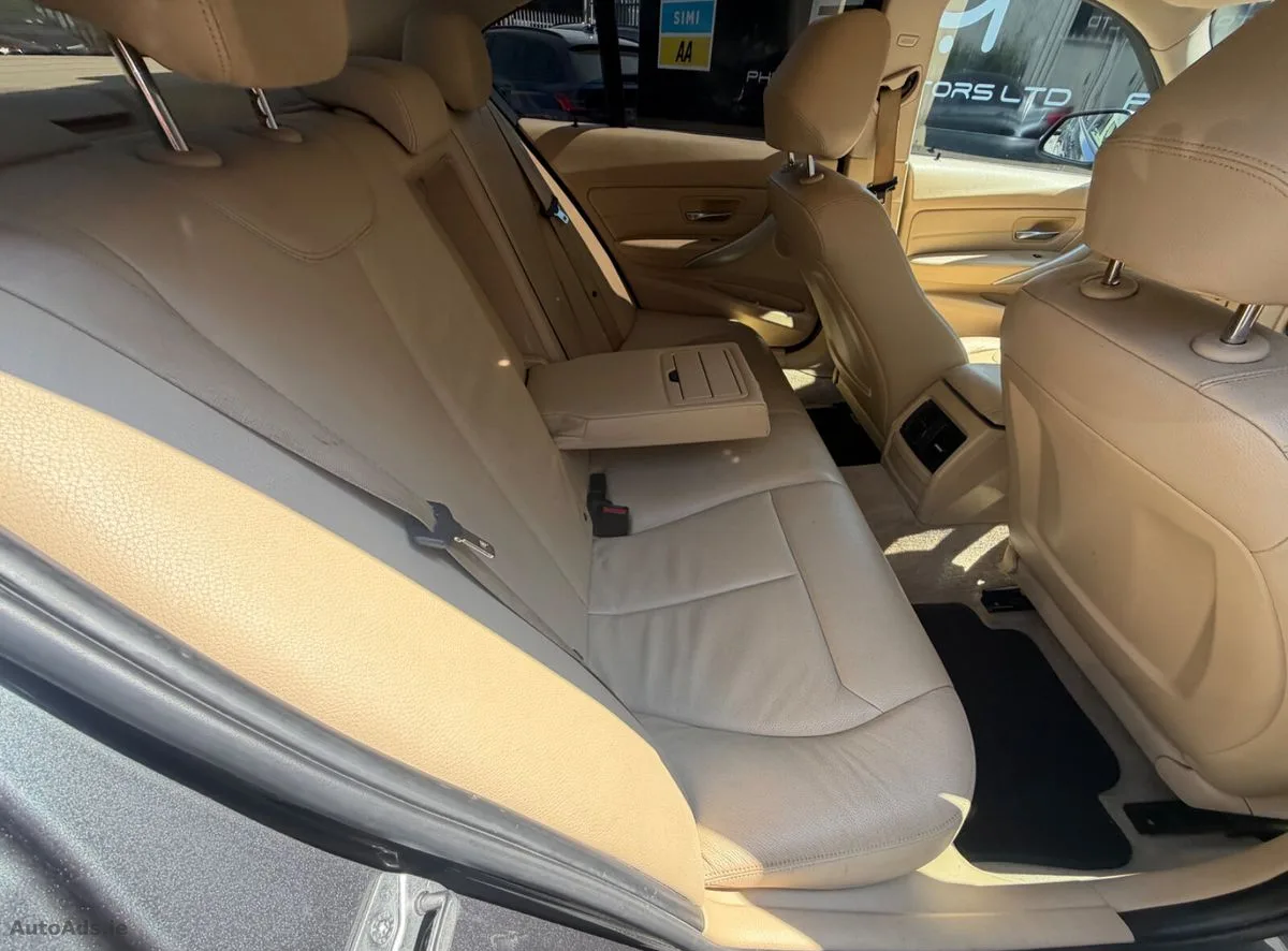 2013 BMW 3-Series – photo 13