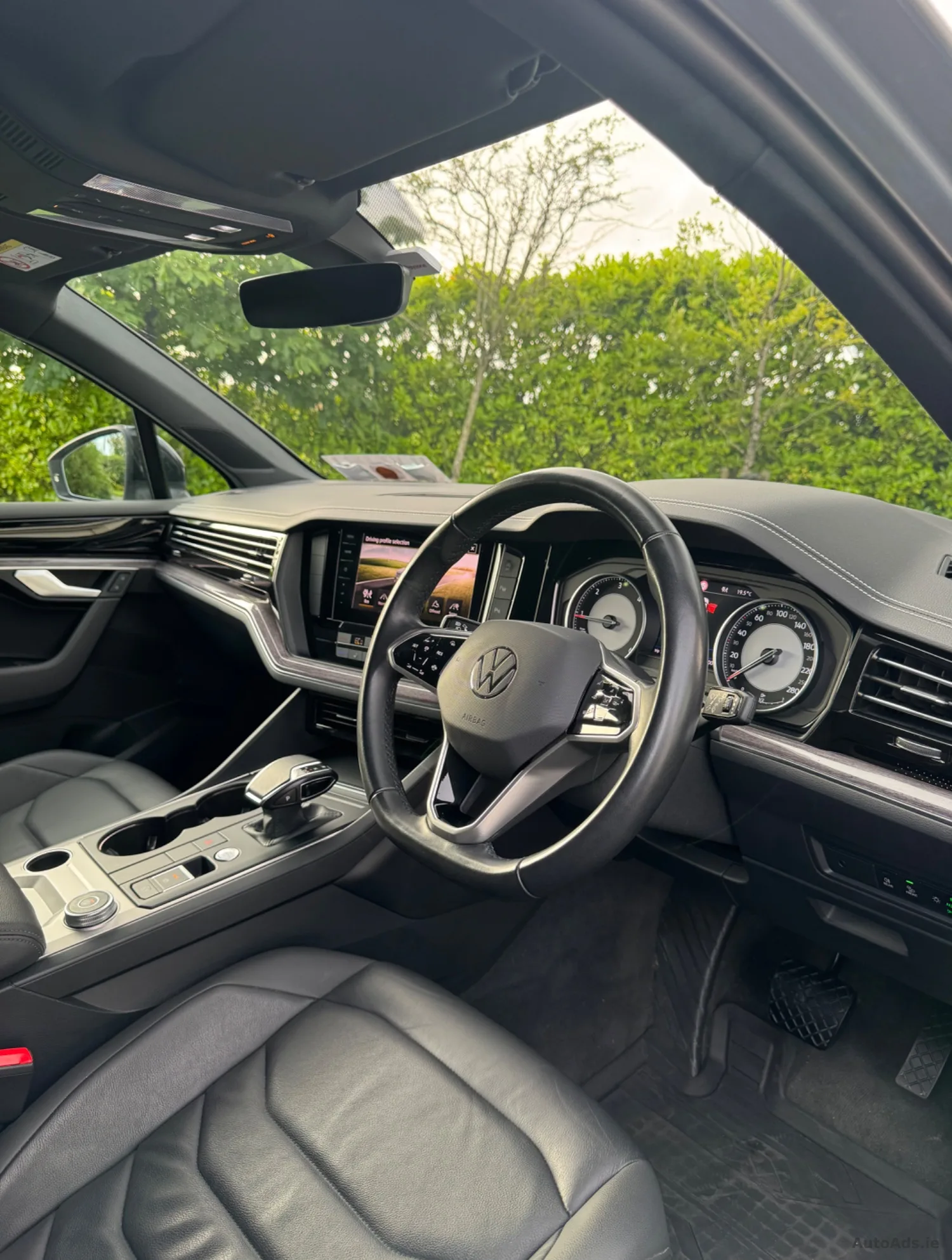 2024 Volkswagen Touareg – photo 4