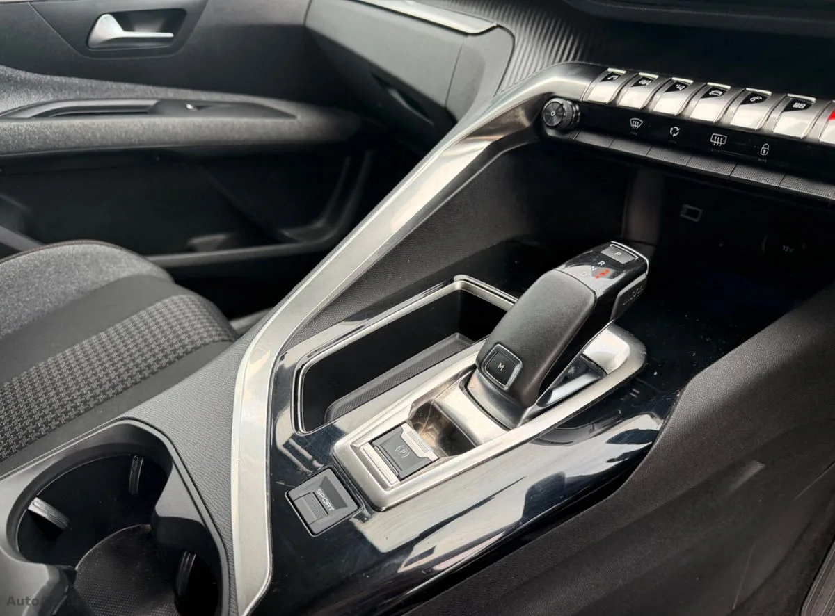 2019 Peugeot 5008 – photo 11