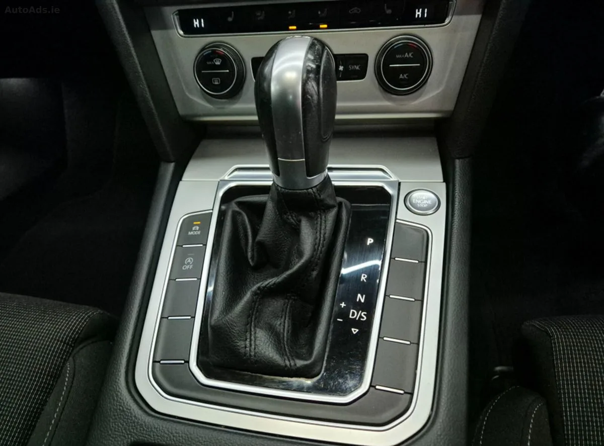 2019 Volkswagen Passat – photo 15