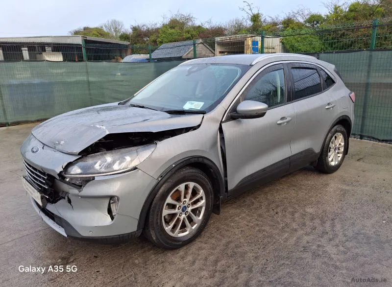 2021 Ford Kuga – photo 2