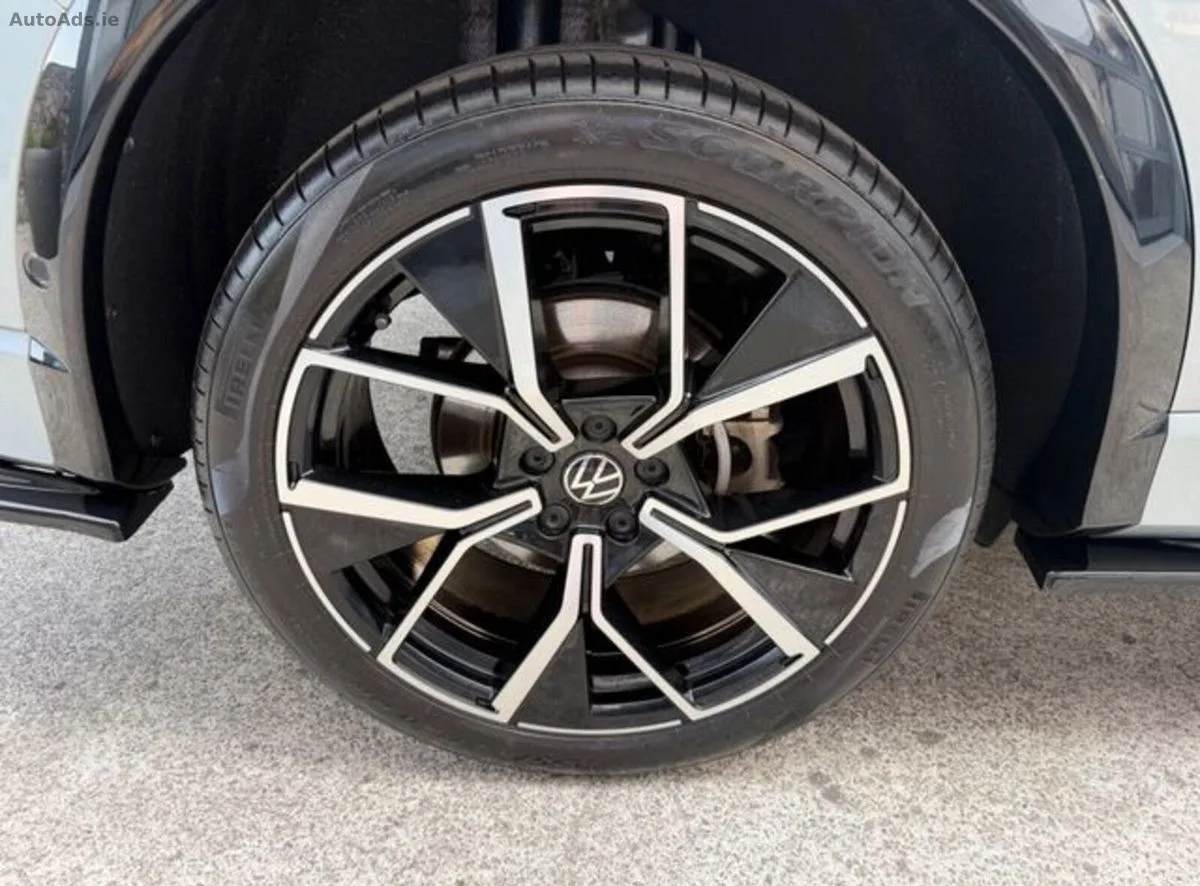 2025 Volkswagen Tiguan – photo 8