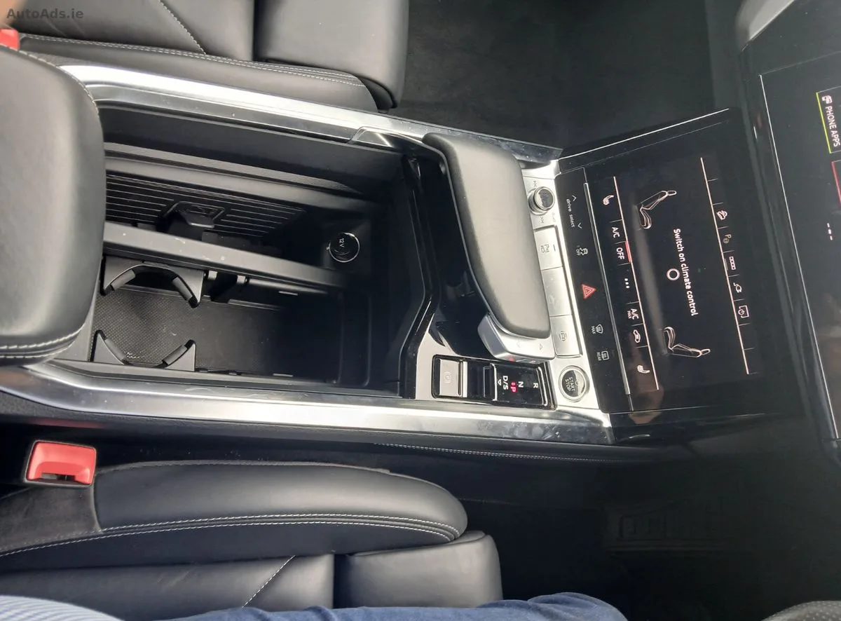 2021 Audi e-tron – photo 17