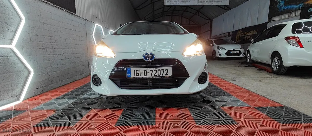 2016 Toyota Aqua