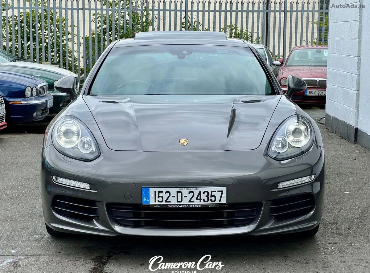 2015 Porsche Panamera – photo 10