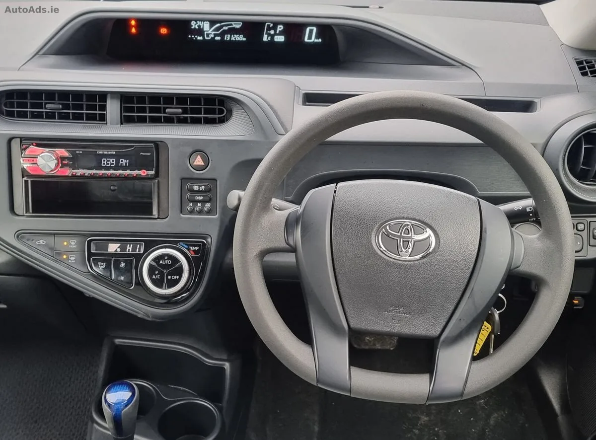2020 Toyota Aqua – photo 18