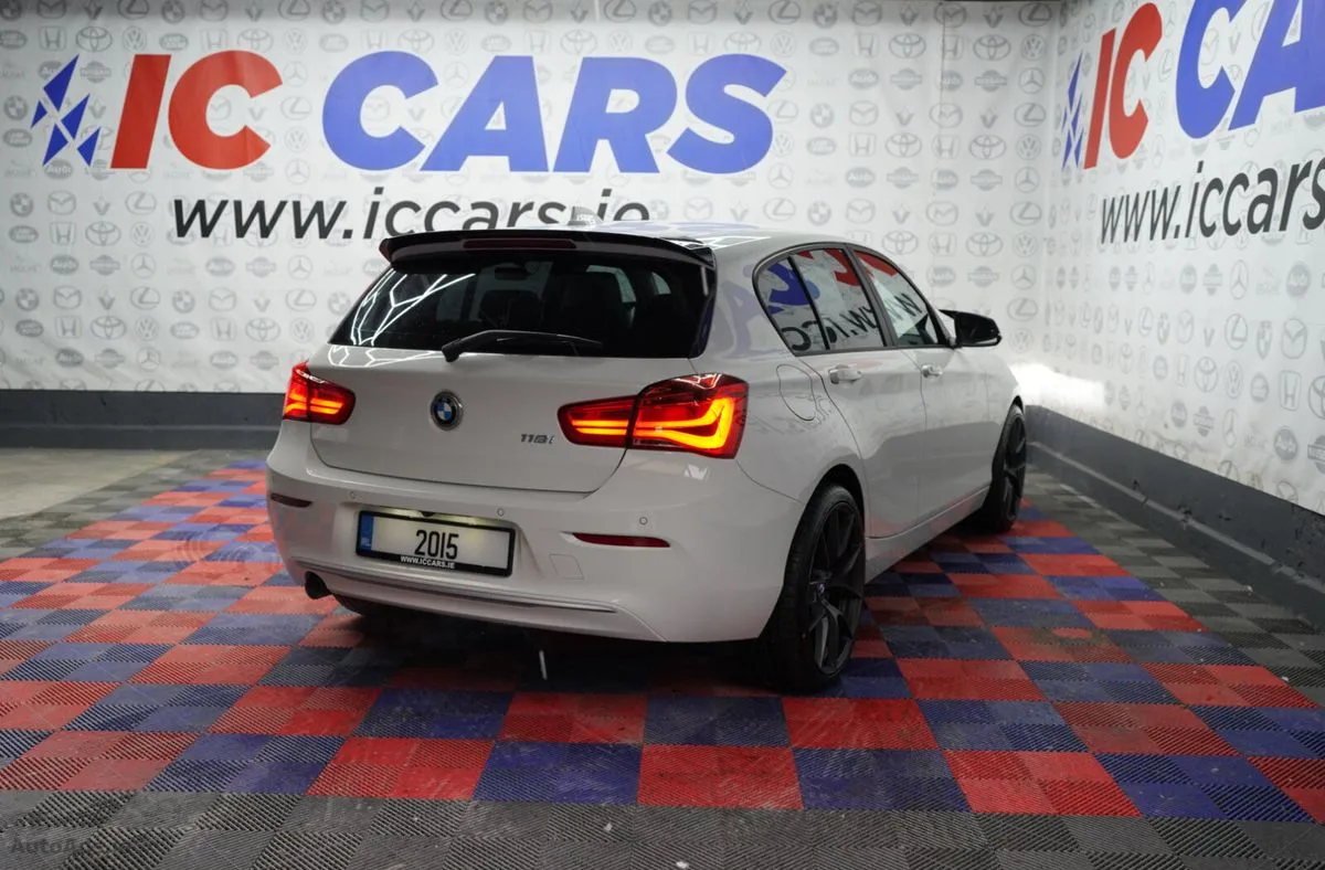 2015 BMW 1-Series – photo 10