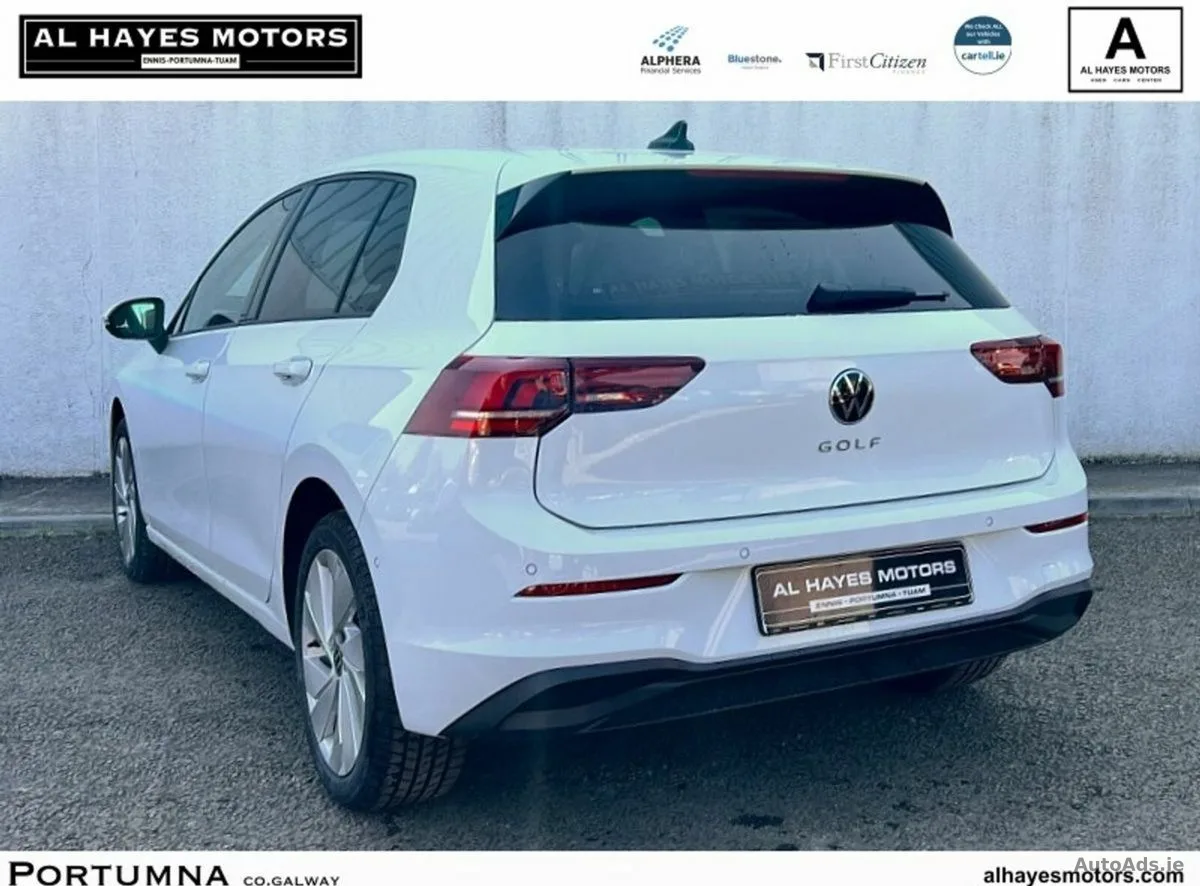 2025 Volkswagen Golf – photo 3