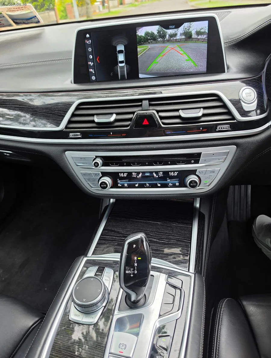 2018 BMW 7-Series – photo 19
