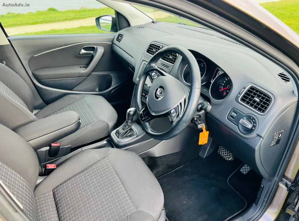 2015 Volkswagen Polo – photo 15