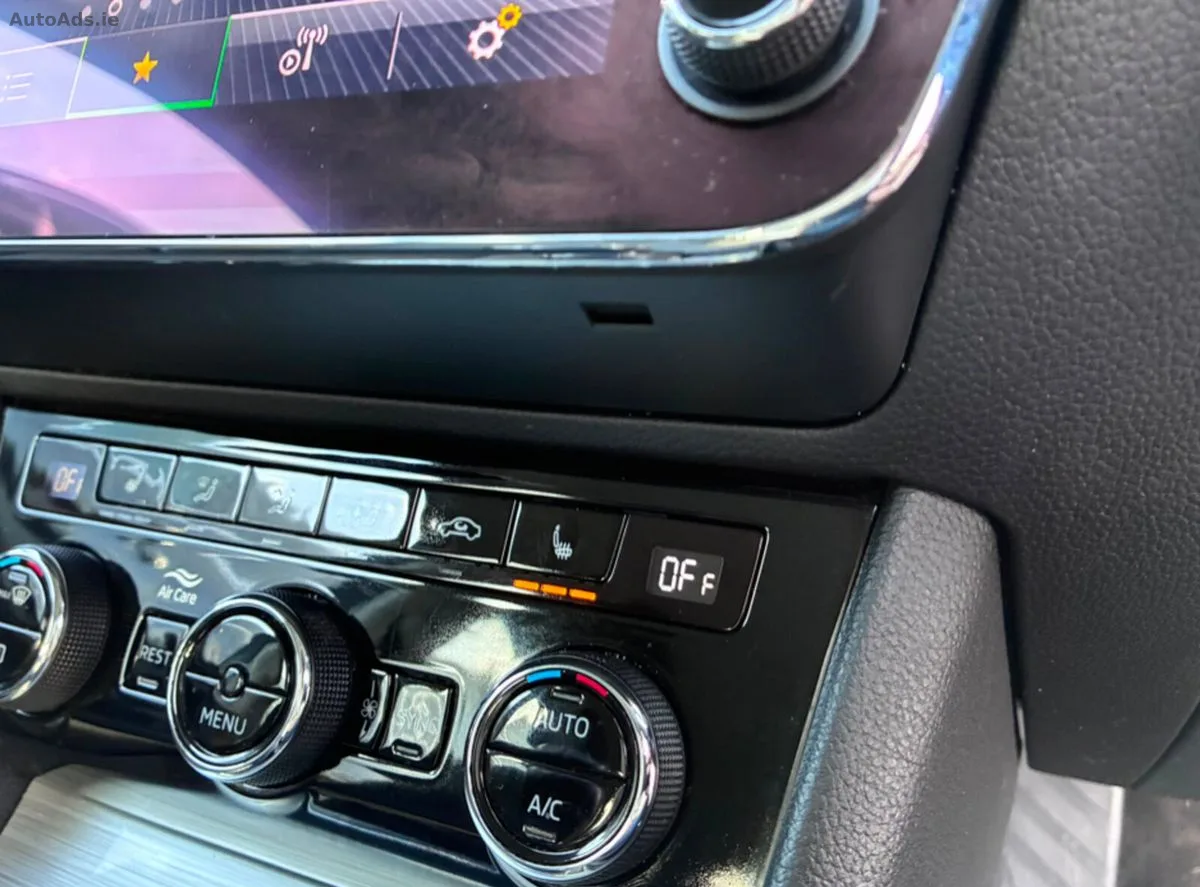 2022 Skoda Superb – photo 13