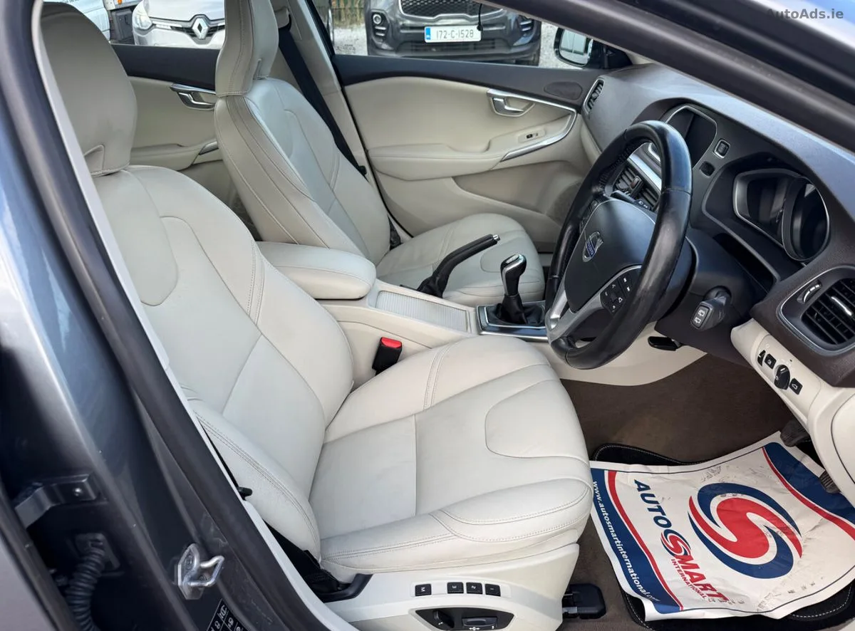 2015 Volvo V40 – photo 10