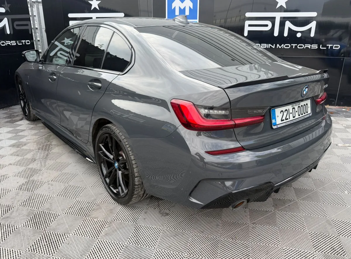 2022 BMW 3-Series – photo 8