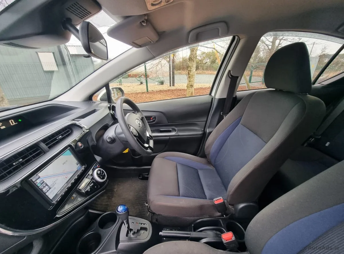 2020 Toyota Aqua – photo 16