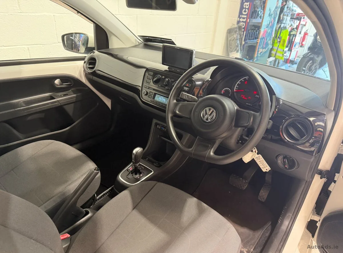 2014 Volkswagen up! – photo 10
