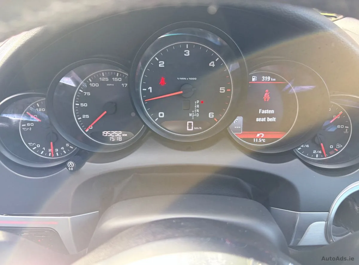 2015 Porsche Cayenne – photo 18