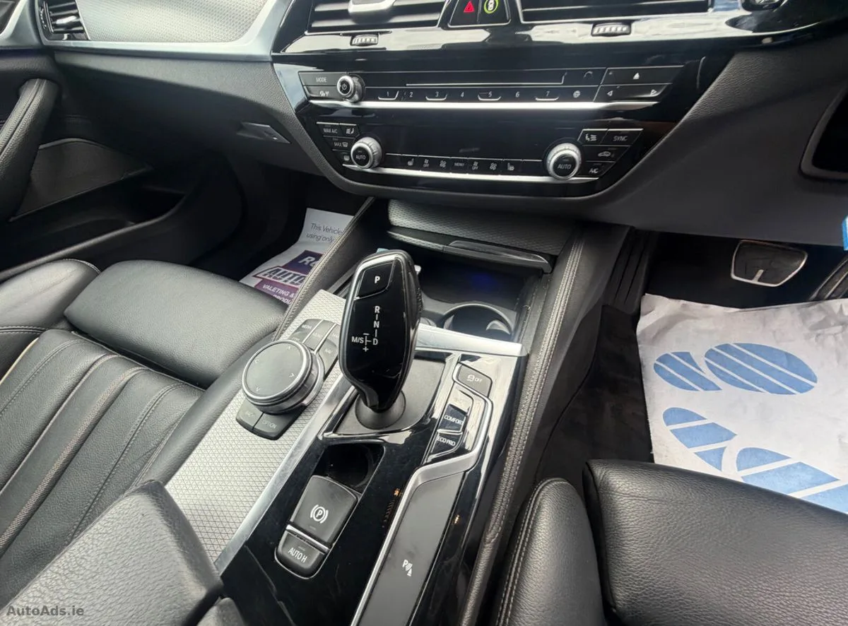 2019 BMW 5-Series – photo 19