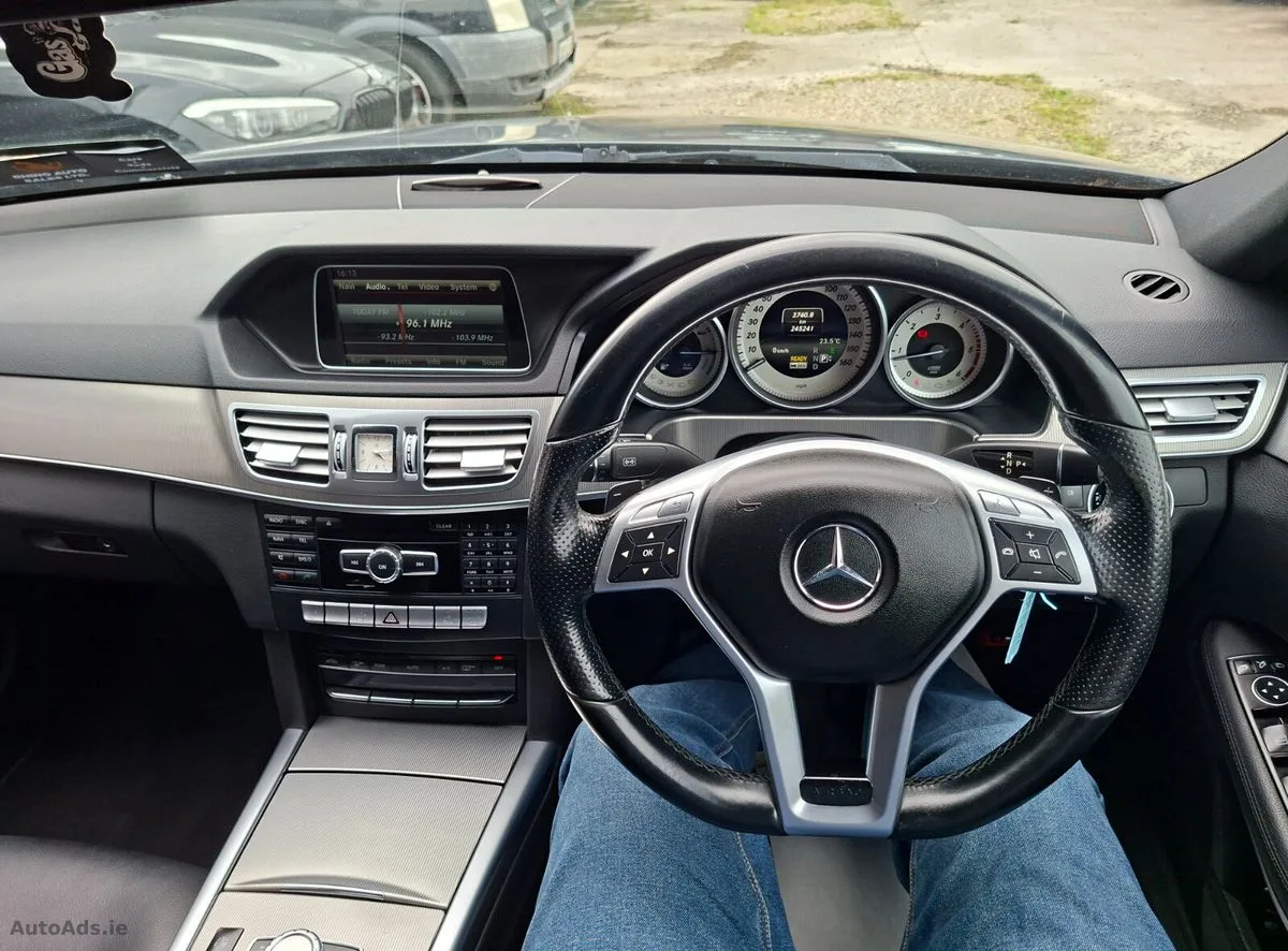 2014 Mercedes-Benz E-Class – photo 6