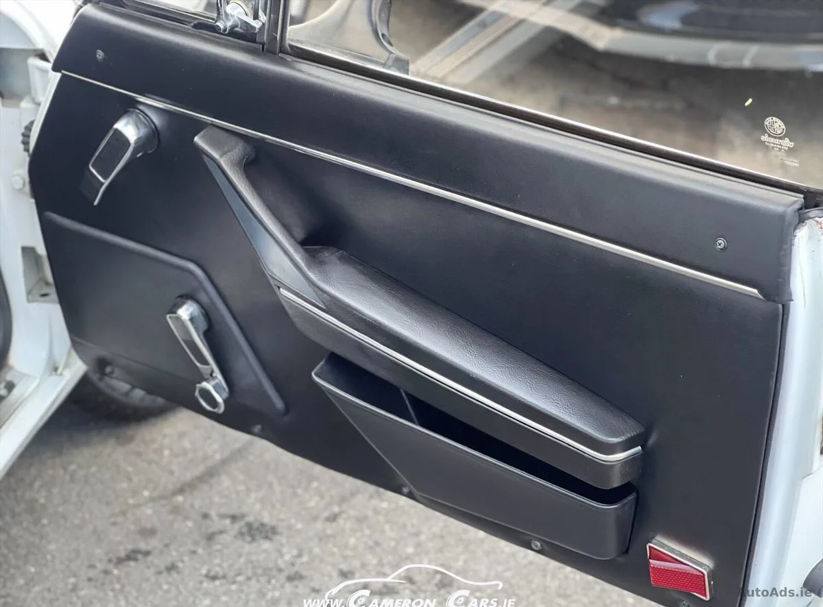1989 Alfa Romeo Spider – photo 18