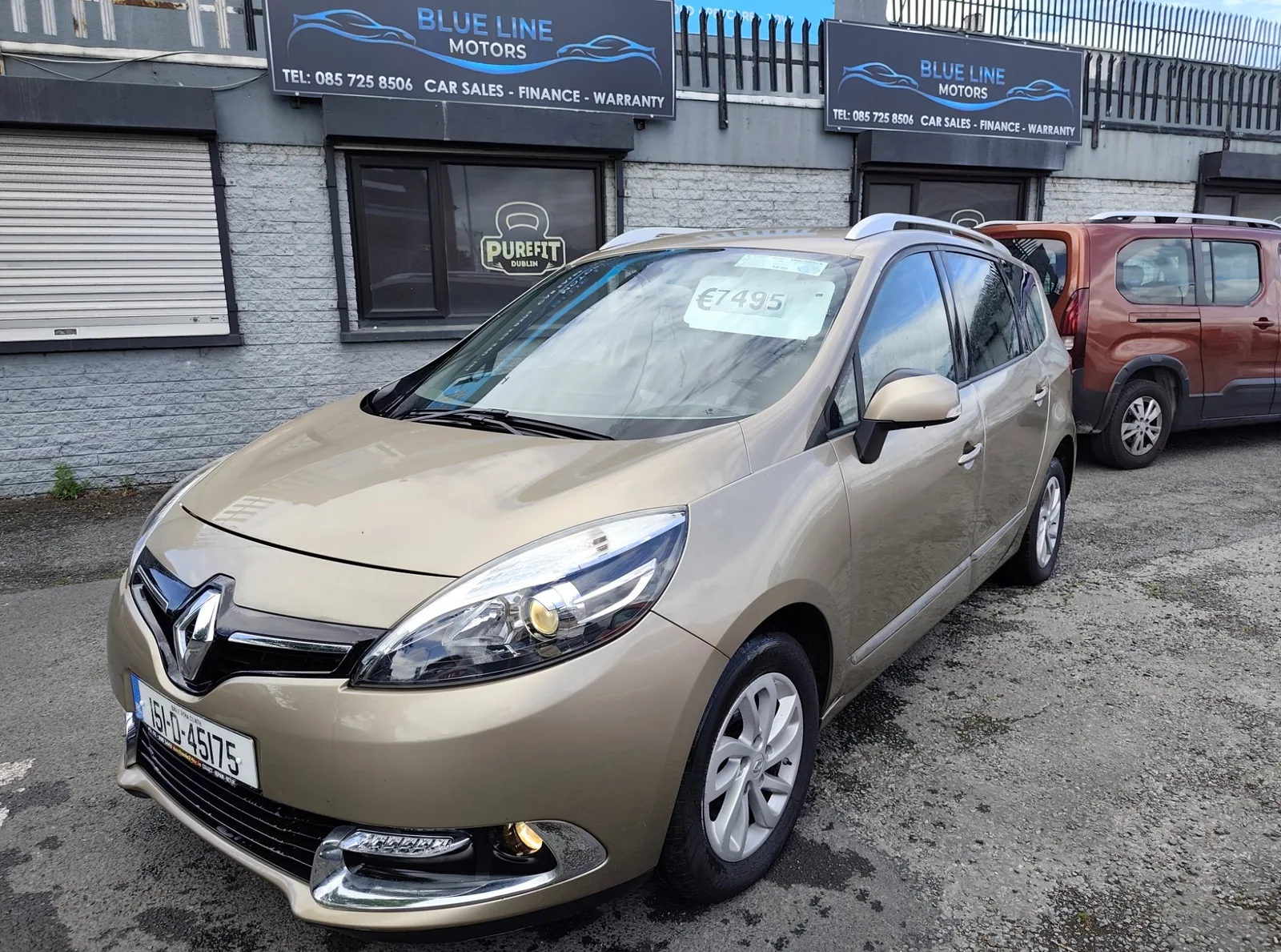 2015 Renault Scenic – photo 1