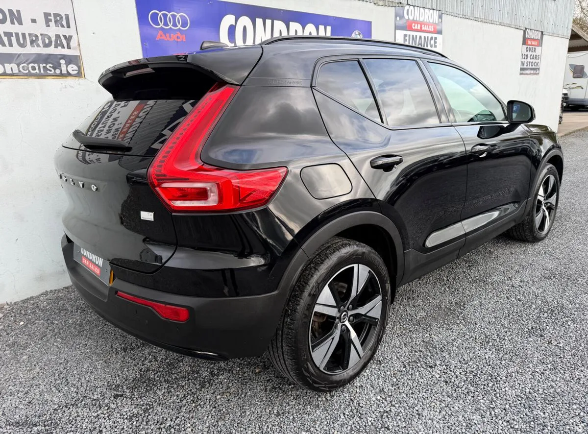 2022 Volvo XC40 – photo 18