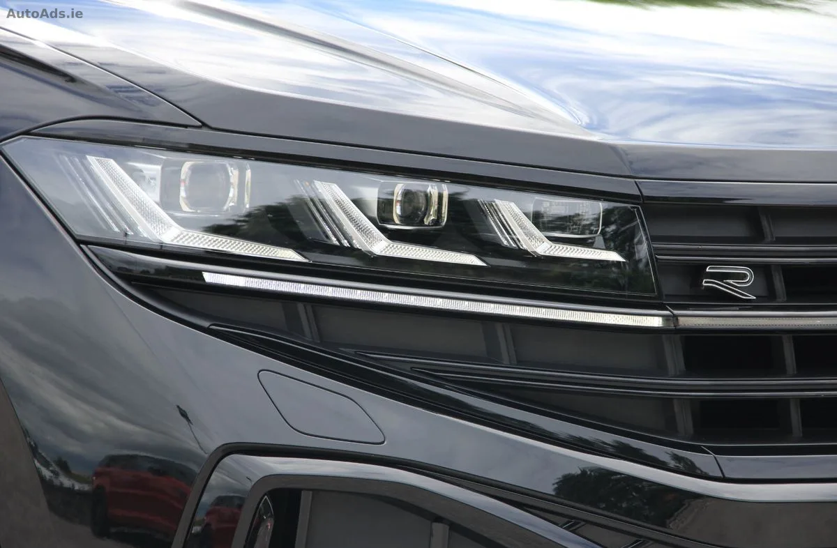 2025 Volkswagen Touareg – photo 9